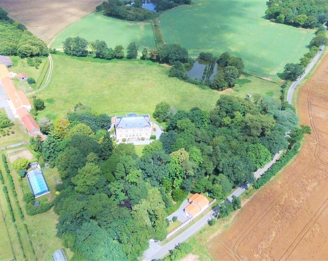 Domaine Du Plessis Grimaud Bed & Breakfast Saint-Viaud Exterior foto